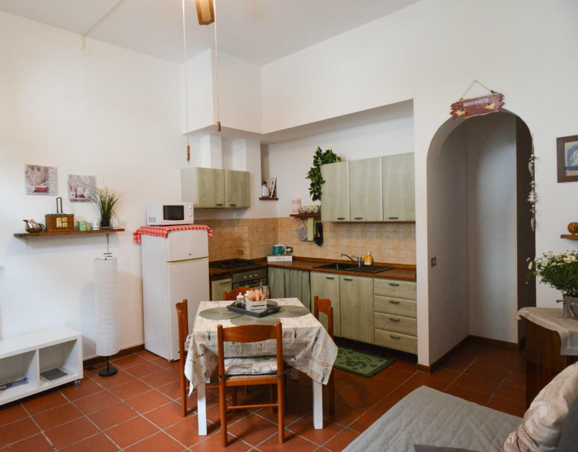 Casa Jessica Apartment มอนเตกาตินี แตร์เม ภายนอก รูปภาพ